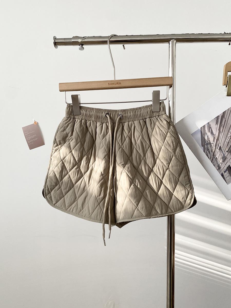 Women s High Waist Quilted Shorts - Retro Diamond, Autumn/Winter A-line, Loose Fit, Versatile Base Layer Extra Extra Large хакі
Women s High Waist Quilted Shorts - Retro Diamond, Autumn/Winter A-line, Loose Fit, Versatile Base Layer Extra Extra Large хакі