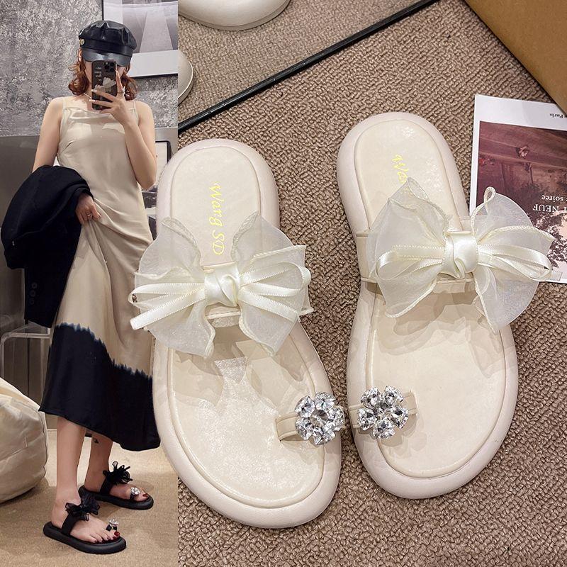 2024 Sandals and Slippers for Women s Summer New Fashionable Outwear with Pinched Feet Sandals Flat Bottom Versatile 40 чорний
2024 Sandals and Slippers for Women s Summer New Fashionable Outwear with Pinched Feet Sandals Flat Bottom Versatile 40 чорний