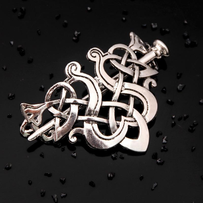 Celtic knot hairpin - mythical totem metal hair clip - headwear Opp independent packaging
Celtic knot hairpin - mythical totem metal hair clip - headwear Opp independent packaging