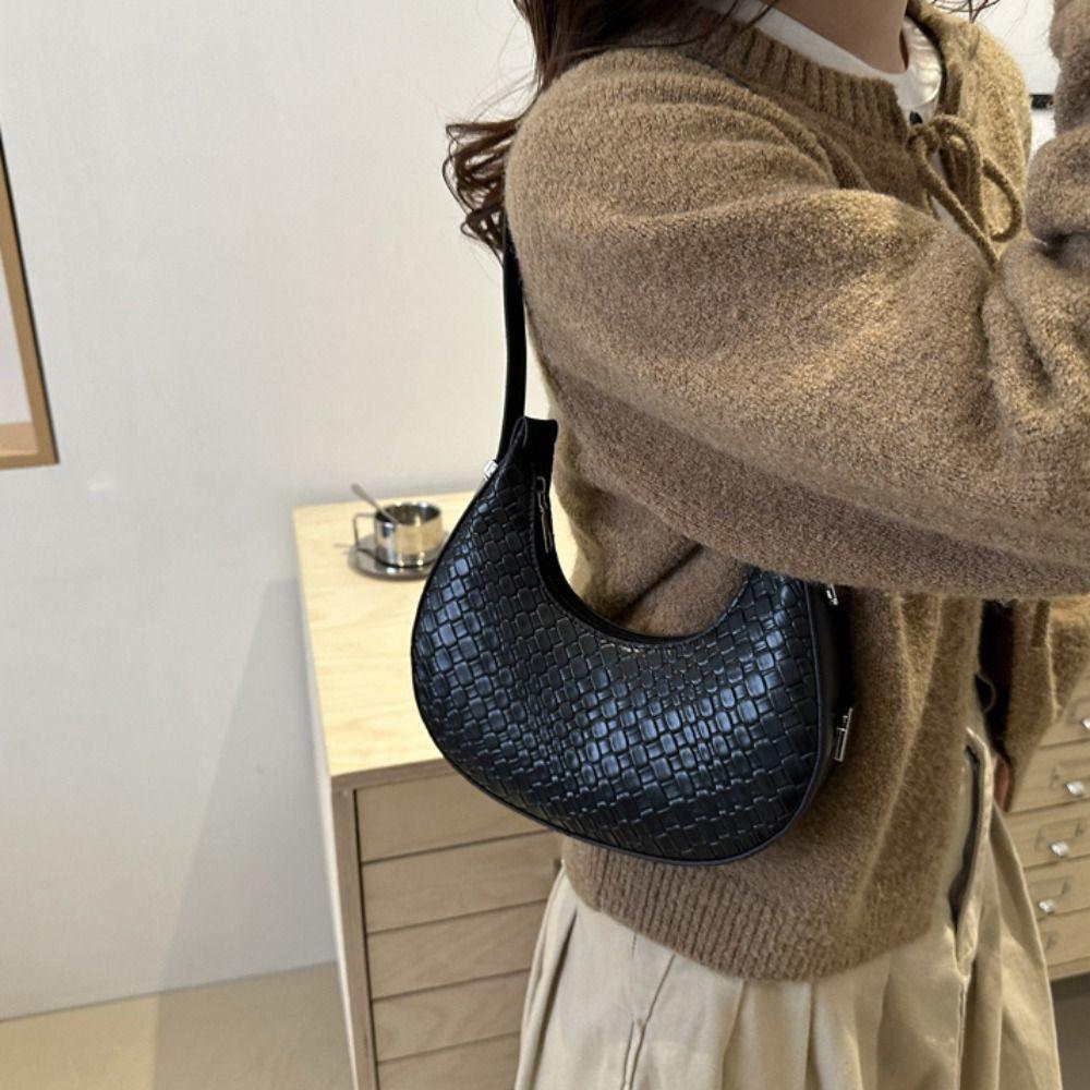 PU Crescent Moon Underarm Bag Hobo Bag Felt Handbag Simple Stone Pattern Shoulder Bag Travel білий
PU Crescent Moon Underarm Bag Hobo Bag Felt Handbag Simple Stone Pattern Shoulder Bag Travel білий