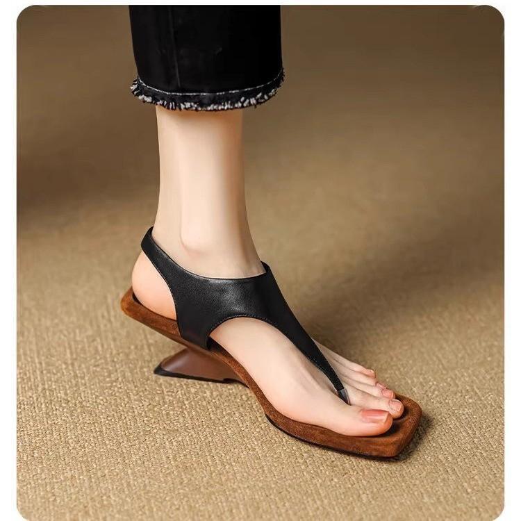 With skirt mezzanine thick heel herringbone sandals women s 2025 new spring and summer slope heel beach shoes cool slippers outside 35 чёрный
With skirt mezzanine thick heel herringbone sandals women s 2025 new spring and summer slope heel beach shoes cool slippers outside 35 чёрный