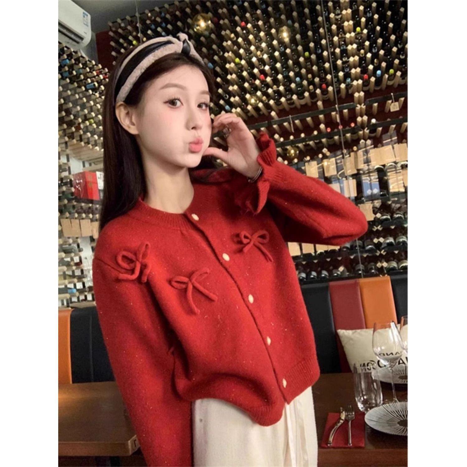 Sweet Bow-Knit Round Neck Women s Cardigan: Elegant Long Sleeve Sweater for Autumn & Winter One Size
Sweet Bow-Knit Round Neck Women s Cardigan: Elegant Long Sleeve Sweater for Autumn & Winter One Size