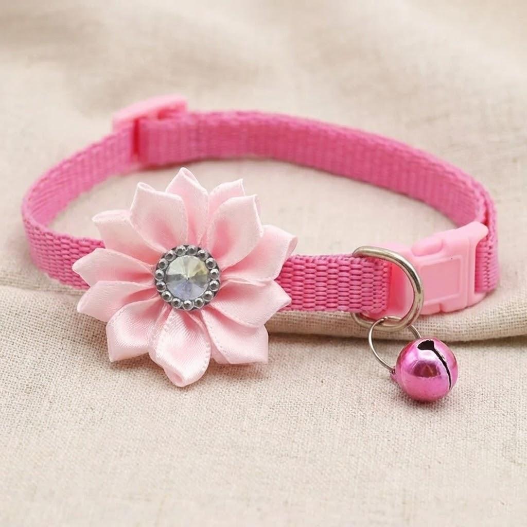 Colorful Adjustable Pet Collar with Flower Bell Cute Design for Cats and Dogs 7 Vibrant Colors Pet Accessories рожевий
Colorful Adjustable Pet Collar with Flower Bell Cute Design for Cats and Dogs 7 Vibrant Colors Pet Accessories рожевий