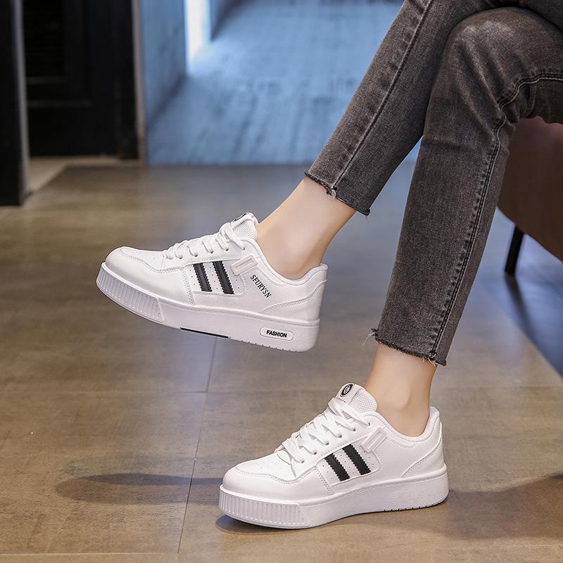 Is the new little white shoes women s autumn student sports running shoes casual shoes thick sole increase 40 бежевий
Is the new little white shoes women s autumn student sports running shoes casual shoes thick sole increase 40 бежевий