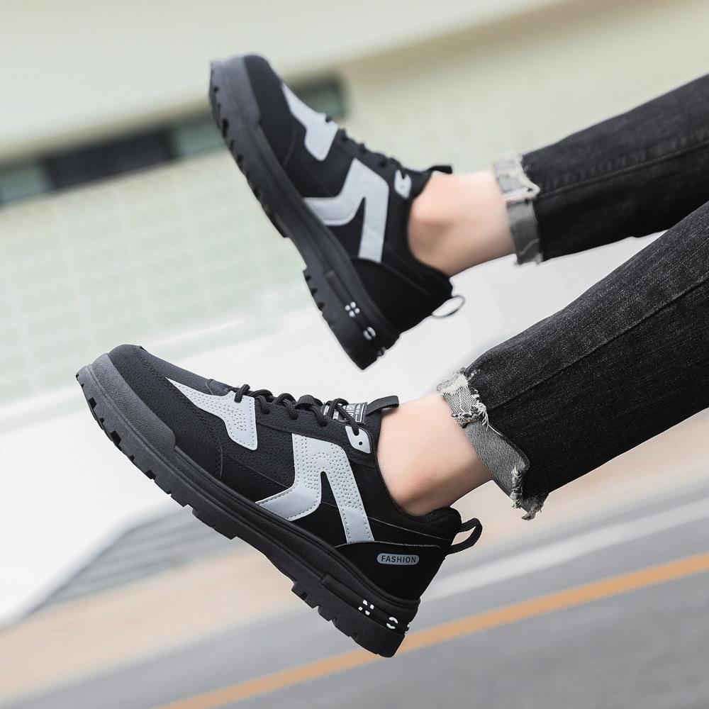 Casual shoes summer thin breathable thick-soled outdoor comfortable men s shoes youth leather lace-up board shoes 39
Casual shoes summer thin breathable thick-soled outdoor comfortable men s shoes youth leather lace-up board shoes 39