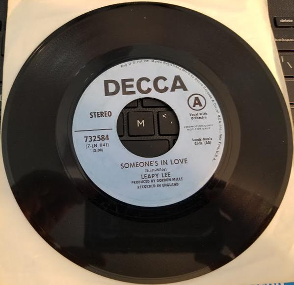 7inch Record LEAPY LEE - Someone s In Love 732584PROMO Decca 1969 US Pop Used
7inch Record LEAPY LEE - Someone s In Love 732584PROMO Decca 1969 US Pop Used