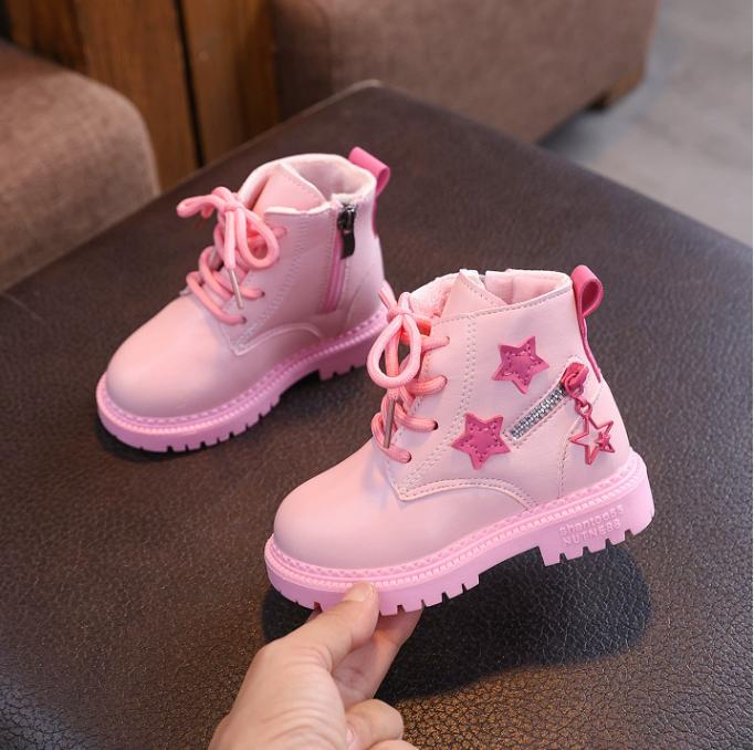Girls Princess Boots Round Toes Kids Short Boots Versatile Suede Warm Winter Children Ankle Boots Pu Leather Soft Sole 21 розовый
Girls Princess Boots Round Toes Kids Short Boots Versatile Suede Warm Winter Children Ankle Boots Pu Leather Soft Sole 21 розовый