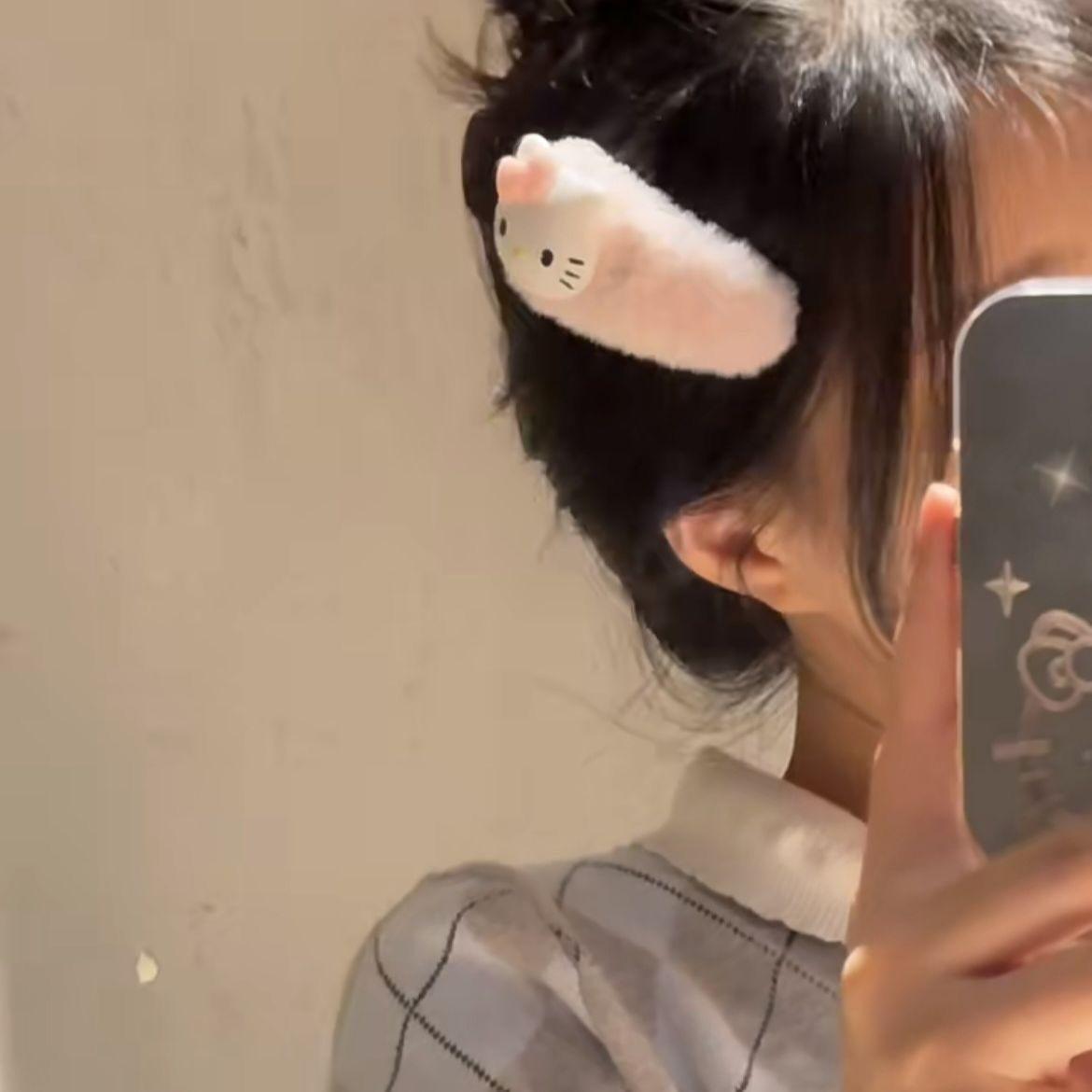 Мультяшная розовая плюшевая кошка заколка женская боковая челка клип милая заколка детская сломанная прическа Bb Chuck ювелирные изделия
Мультяшная розовая плюшевая кошка заколка женская боковая челка клип милая заколка детская сломанная прическа Bb Chuck ювелирные изделия