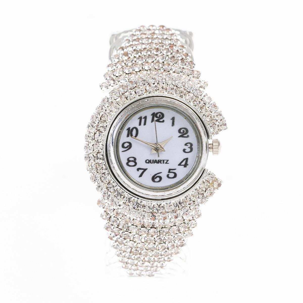 Cross-Border Popular Full Diamond Fashion Quartz Watch for Ladies - Versatile and Casual. серебряный
Cross-Border Popular Full Diamond Fashion Quartz Watch for Ladies - Versatile and Casual. серебряный