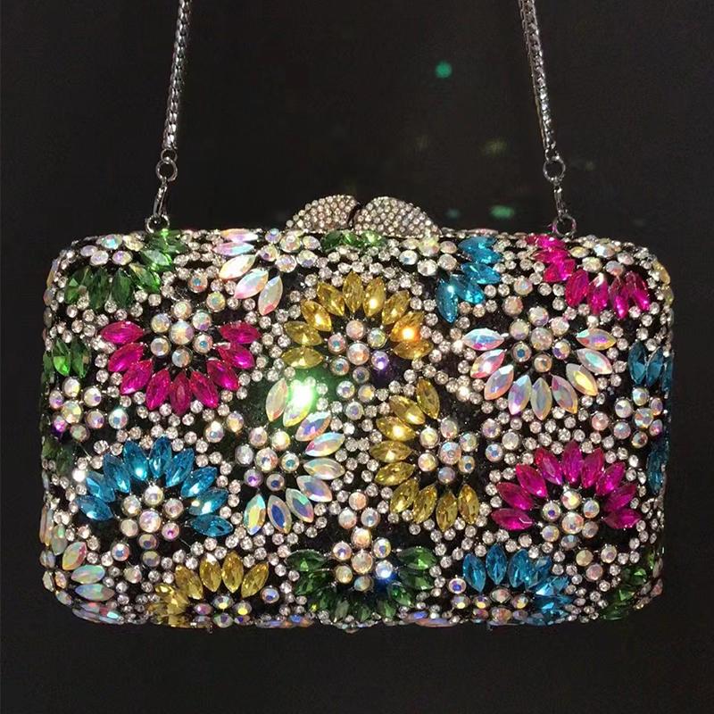WHTUOHENG New Multicolored Rhinestone Crystal Party Prom Shoulder Handbags Elegant Wedding Evening Clutches Luxury Bridal Bags 18.5cmX12cmX6cm
WHTUOHENG New Multicolored Rhinestone Crystal Party Prom Shoulder Handbags Elegant Wedding Evening Clutches Luxury Bridal Bags 18.5cmX12cmX6cm