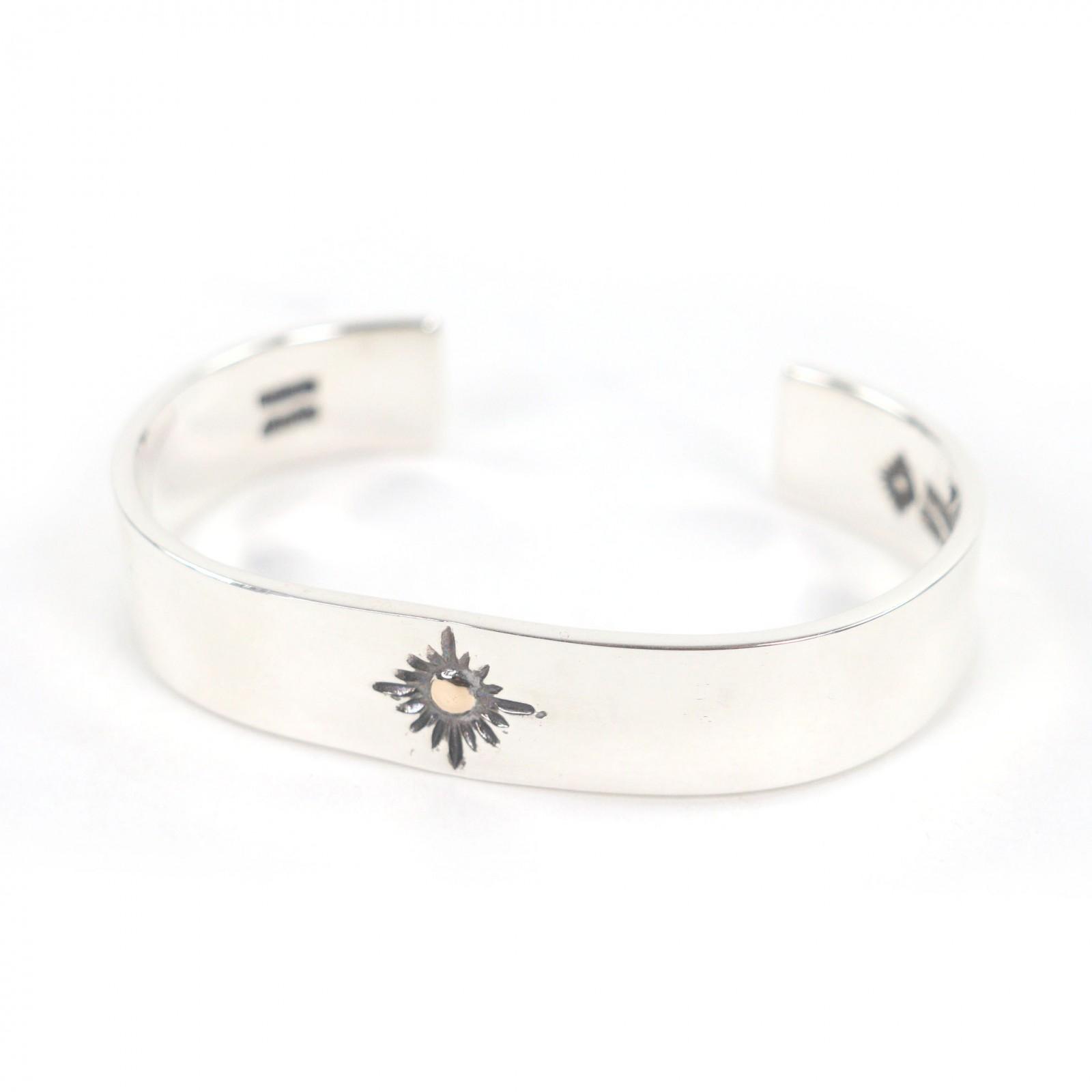 Excellent ARIZONA FREEDOM bracelet Sun God Bangle Silver SV925 mens Used
Excellent ARIZONA FREEDOM bracelet Sun God Bangle Silver SV925 mens Used