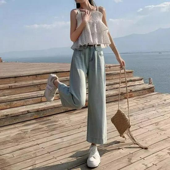 Moonlight Blue Women s Summer Ice Silk Wide-Leg Jeans - 9-Point Length Straight Leg Trousers Extra Large
Moonlight Blue Women s Summer Ice Silk Wide-Leg Jeans - 9-Point Length Straight Leg Trousers Extra Large
