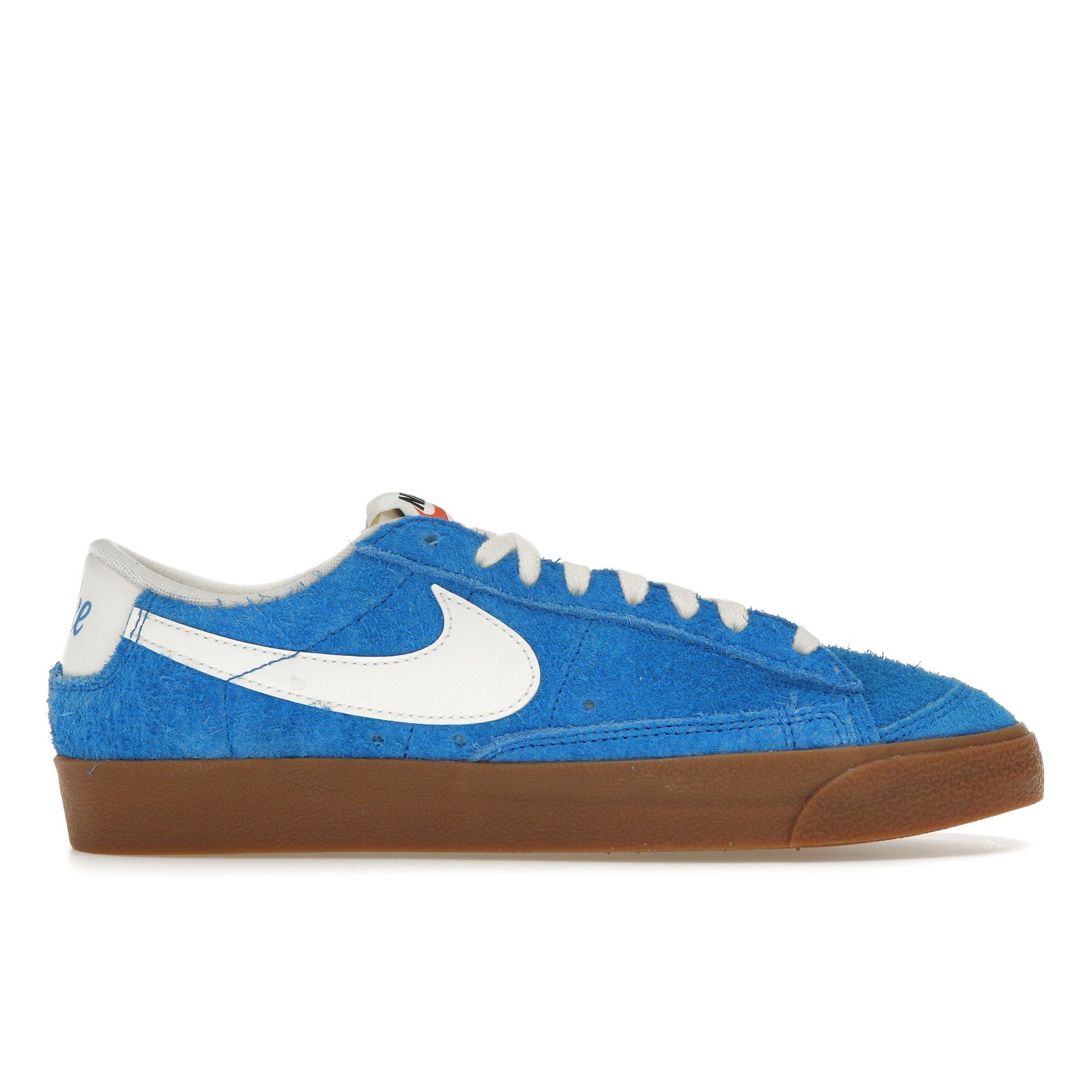 Nike Blazer Low 77 Vintage Photo Blue Gum Women Sneakers Gum-Medium-Brown Black Sail FQ8060-400 41
Nike Blazer Low 77 Vintage Photo Blue Gum Women Sneakers Gum-Medium-Brown Black Sail FQ8060-400 41