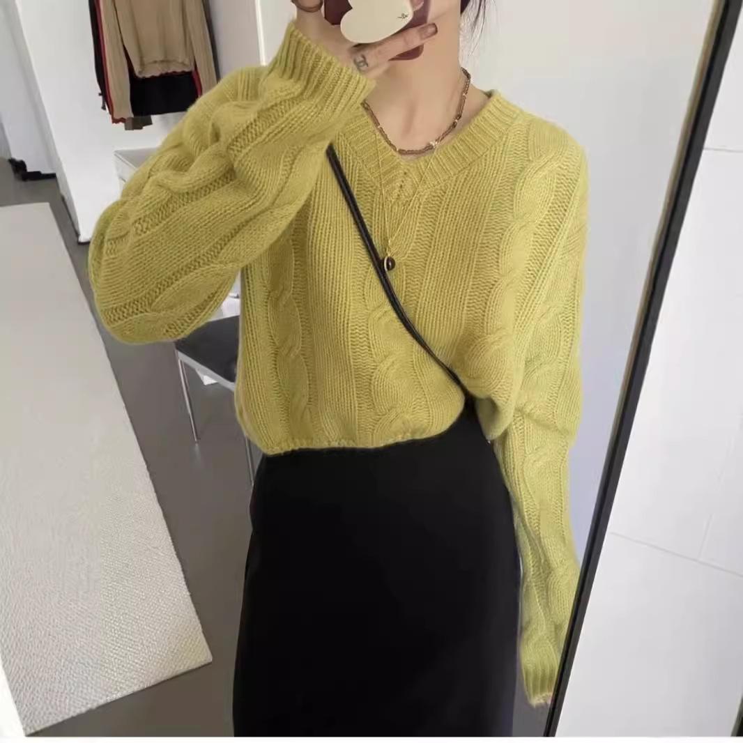 French Retro V-Neck Long Sleeve Cable Knit Sweater - Women s Early Autumn Short Loose Pullover Top Extra Large желто-зеленый
French Retro V-Neck Long Sleeve Cable Knit Sweater - Women s Early Autumn Short Loose Pullover Top Extra Large желто-зеленый