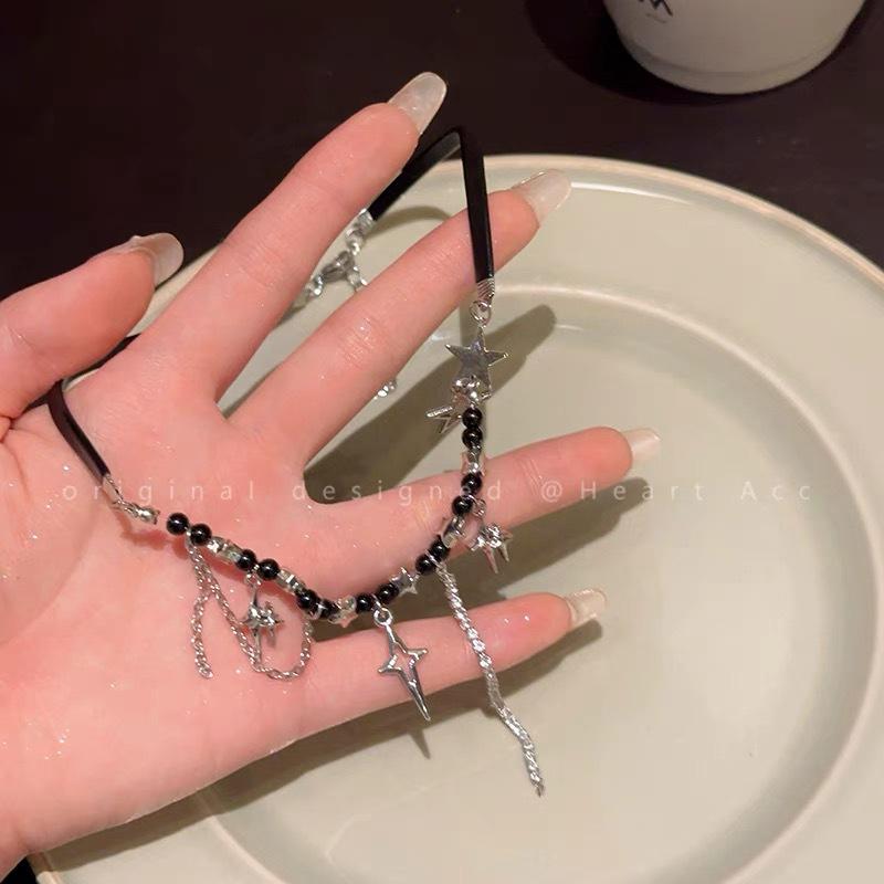 Высококачественное колье-чокер с черной звездой и бусинами для женщин — элегантная, универсальная цепочка на ключицу
Высококачественное колье-чокер с черной звездой и бусинами для женщин — элегантная, универсальная цепочка на ключицу