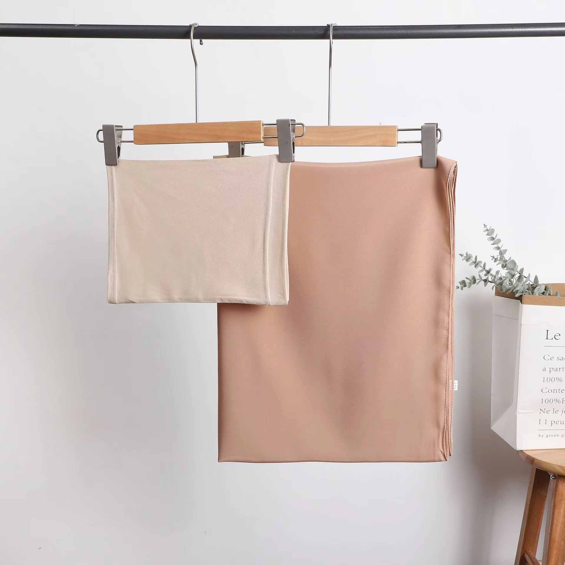 Комплект из 2 предметов: шифоновый хиджаб, подходящий под шапку, шифоновый шарф с подходящим подшлемником, шали, шарфы, платок, повязки на голову для женщин
Комплект из 2 предметов: шифоновый хиджаб, подходящий под шапку, шифоновый шарф с подходящим подшлемником, шали, шарфы, платок, повязки на голову для женщин