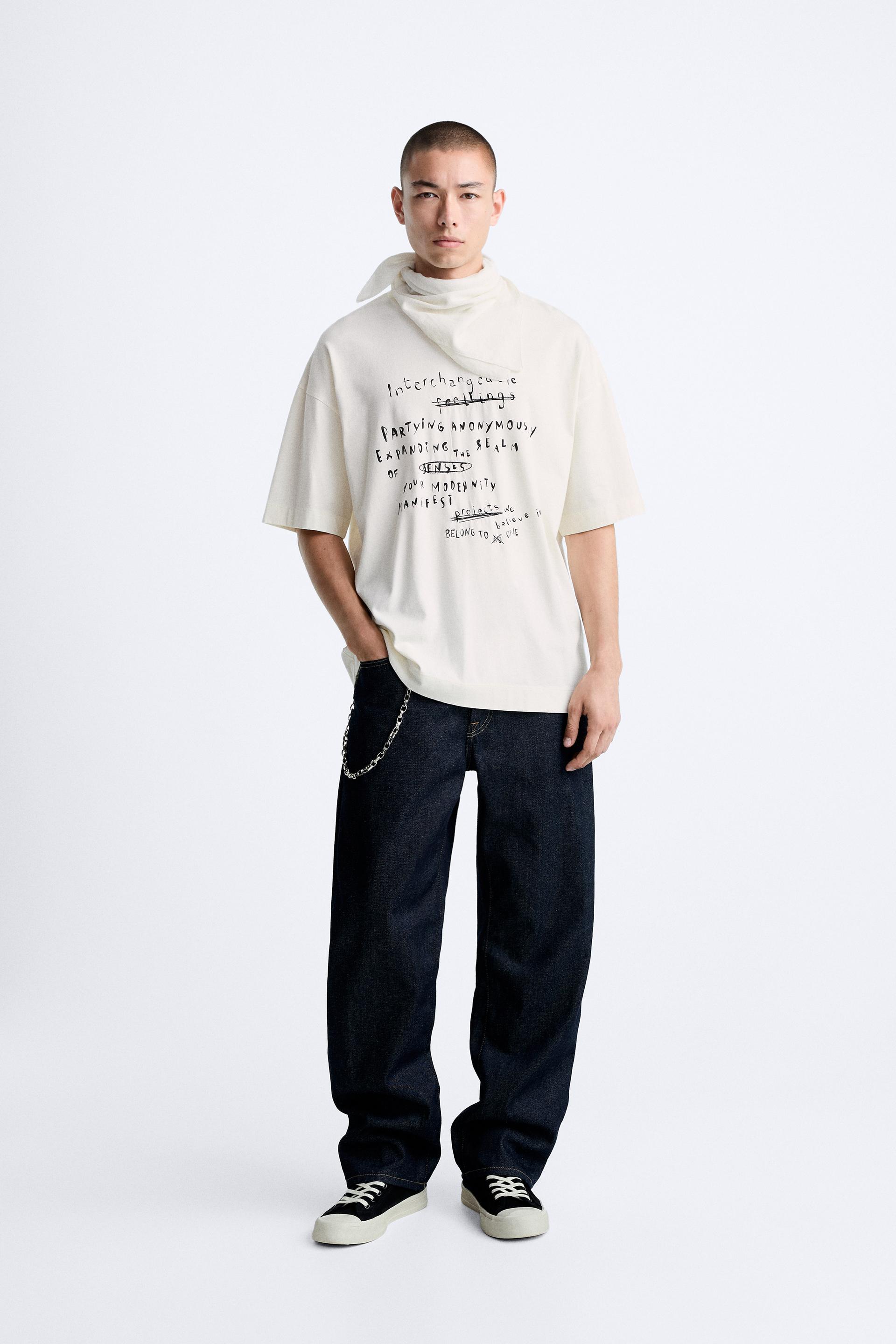 ФУТБОЛКА С ПРИНТОМ СЛОГАНОВ
ФУТБОЛКА С ПРИНТОМ СЛОГАНОВ