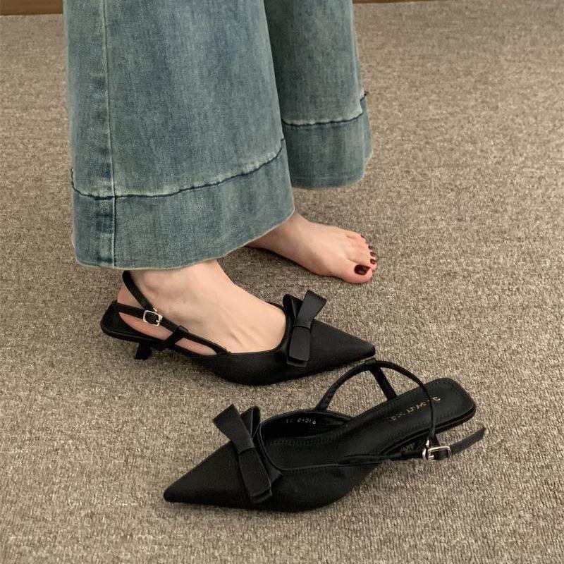 French purple Korean version of celebrity temperament bag head with sandals women s stiletto 2025 new summer high heels 40 чёрный
French purple Korean version of celebrity temperament bag head with sandals women s stiletto 2025 new summer high heels 40 чёрный