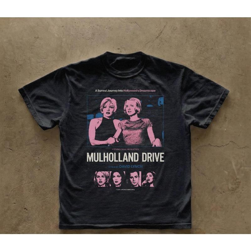 Mulholland Drive movie poster T-Shirt Retro neon film tee Summer Men s and Women s Loose and Breathable T-shirt Top 5XL різнокольоровий
Mulholland Drive movie poster T-Shirt Retro neon film tee Summer Men s and Women s Loose and Breathable T-shirt Top 5XL різнокольоровий