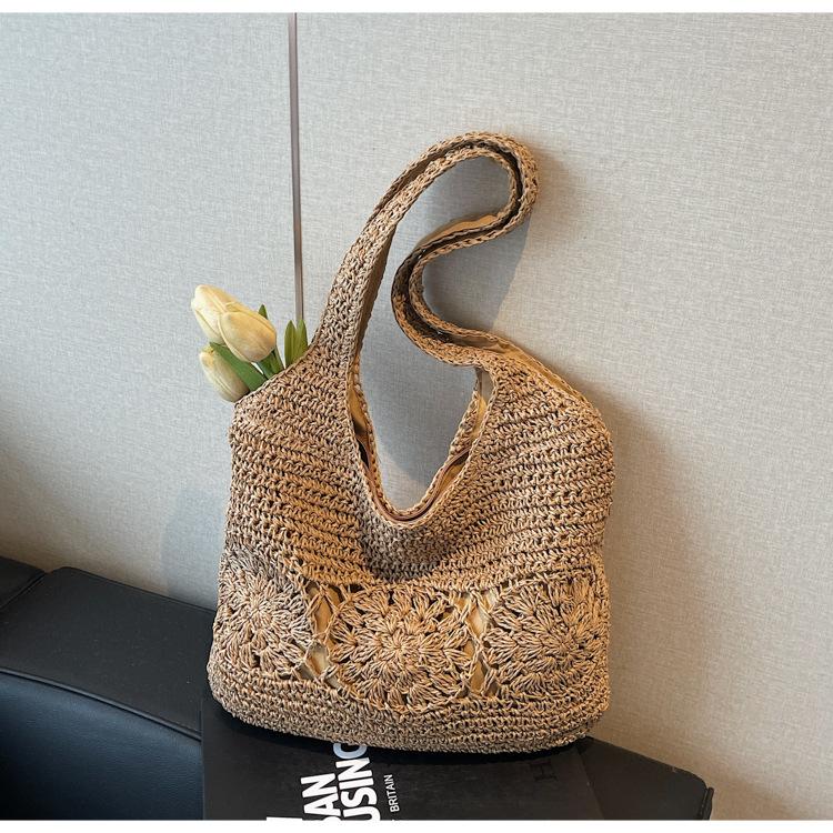 Large capacity woven bag women s summer 2025 new shoulder straw bag seaside vacation beach bag хакі
Large capacity woven bag women s summer 2025 new shoulder straw bag seaside vacation beach bag хакі