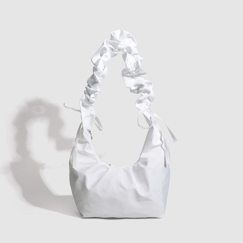 Эта сумка кроссбоди универсальна, нишевая и милая. Он отличается большой вместимостью и модной сумкой-пельменем. белый
Эта сумка кроссбоди универсальна, нишевая и милая. Он отличается большой вместимостью и модной сумкой-пельменем. белый