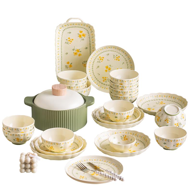 Cream Style Ceramic Dinnerware Set 18-piece set for 4 people
Cream Style Ceramic Dinnerware Set 18-piece set for 4 people