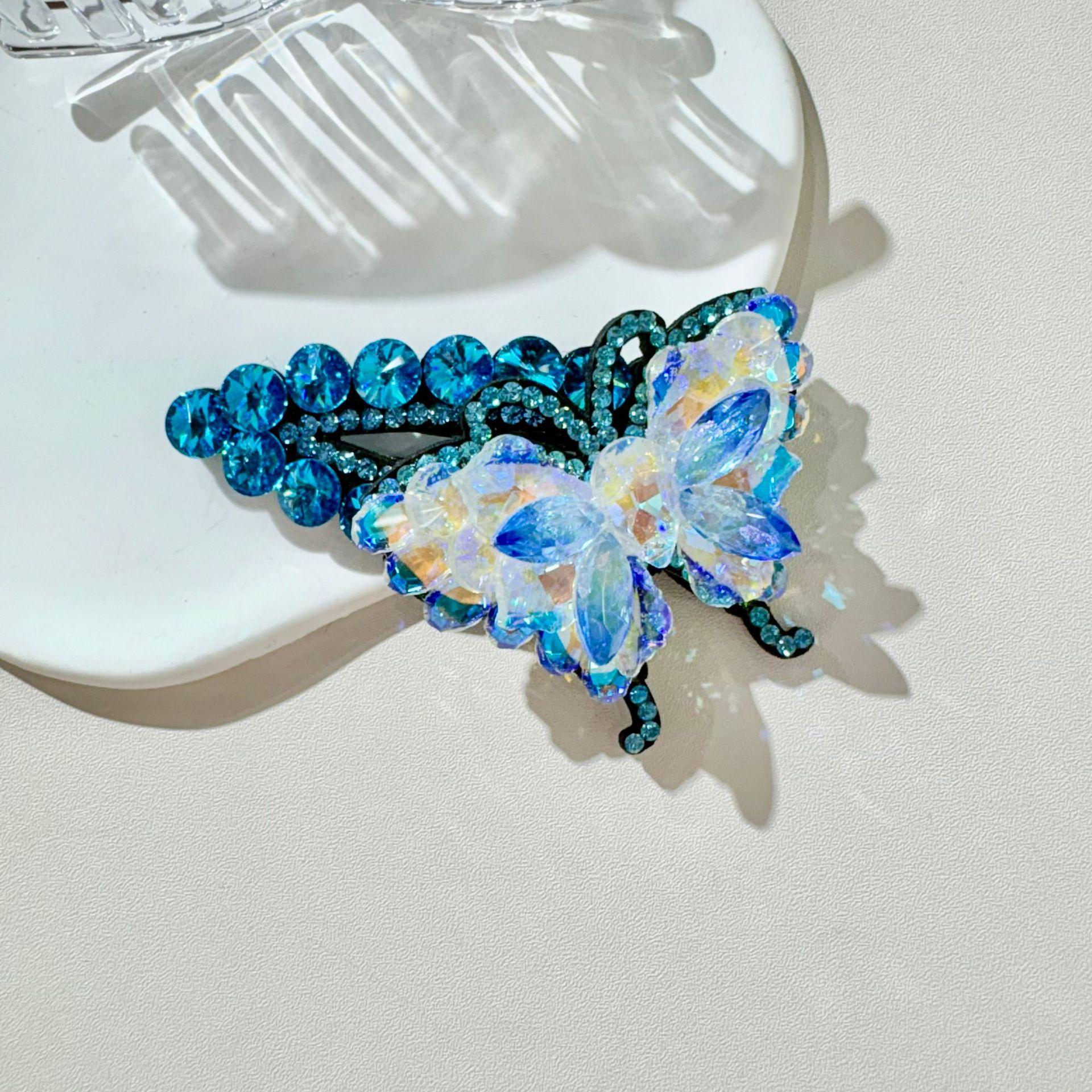 Butterfly Hair Clips Crystal Barrettes Luxury Shiny Bangs Side Clips Cute Hair Pins Fashion Hair Accessories For Women синій
Butterfly Hair Clips Crystal Barrettes Luxury Shiny Bangs Side Clips Cute Hair Pins Fashion Hair Accessories For Women синій
