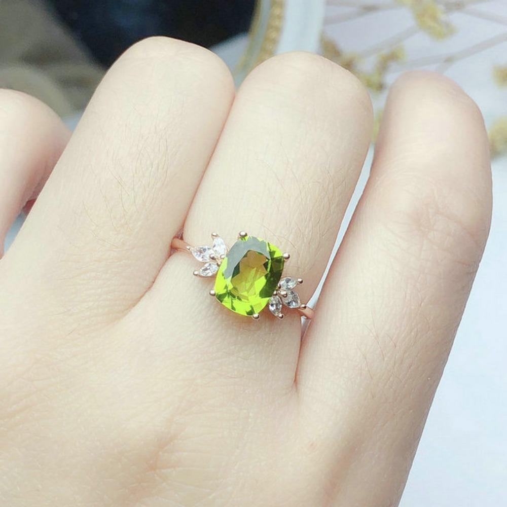 Olive Green Open Ring for Women Adjustable Minimalist Jewelry Unique Gemstone Fashion Accessory adjustable рожевий колір золота
Olive Green Open Ring for Women Adjustable Minimalist Jewelry Unique Gemstone Fashion Accessory adjustable рожевий колір золота