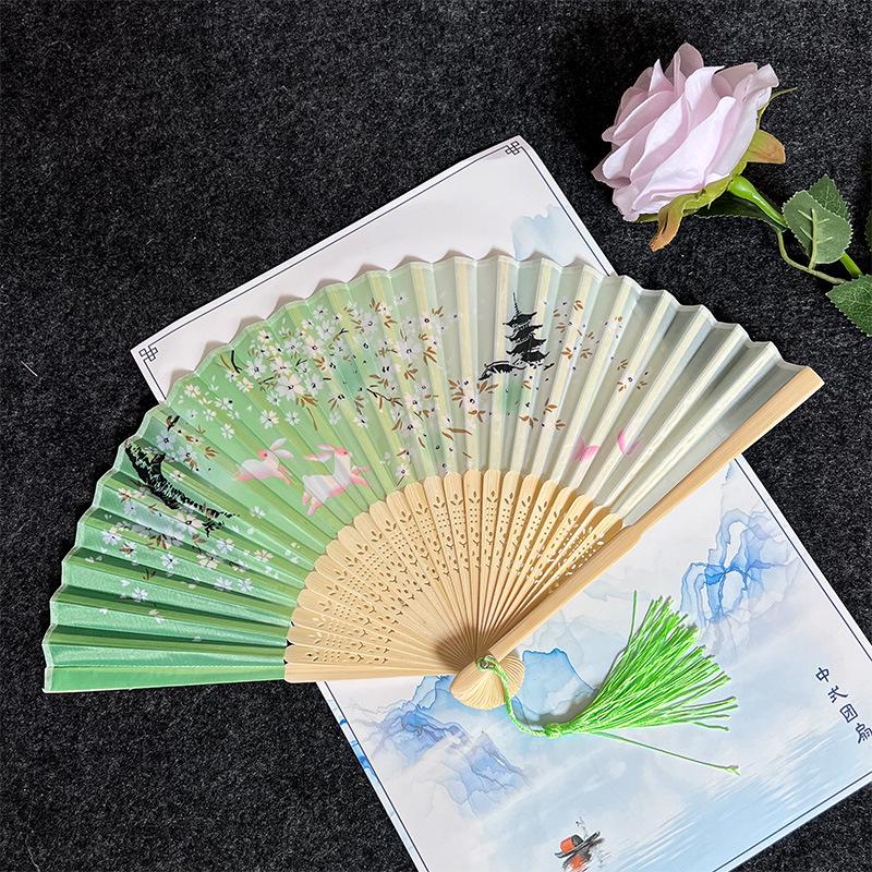 Handmade Classical Chinese Folding Fan for Men and Women - Perfect for Dance, Photography, and Hanfu Props
Handmade Classical Chinese Folding Fan for Men and Women - Perfect for Dance, Photography, and Hanfu Props