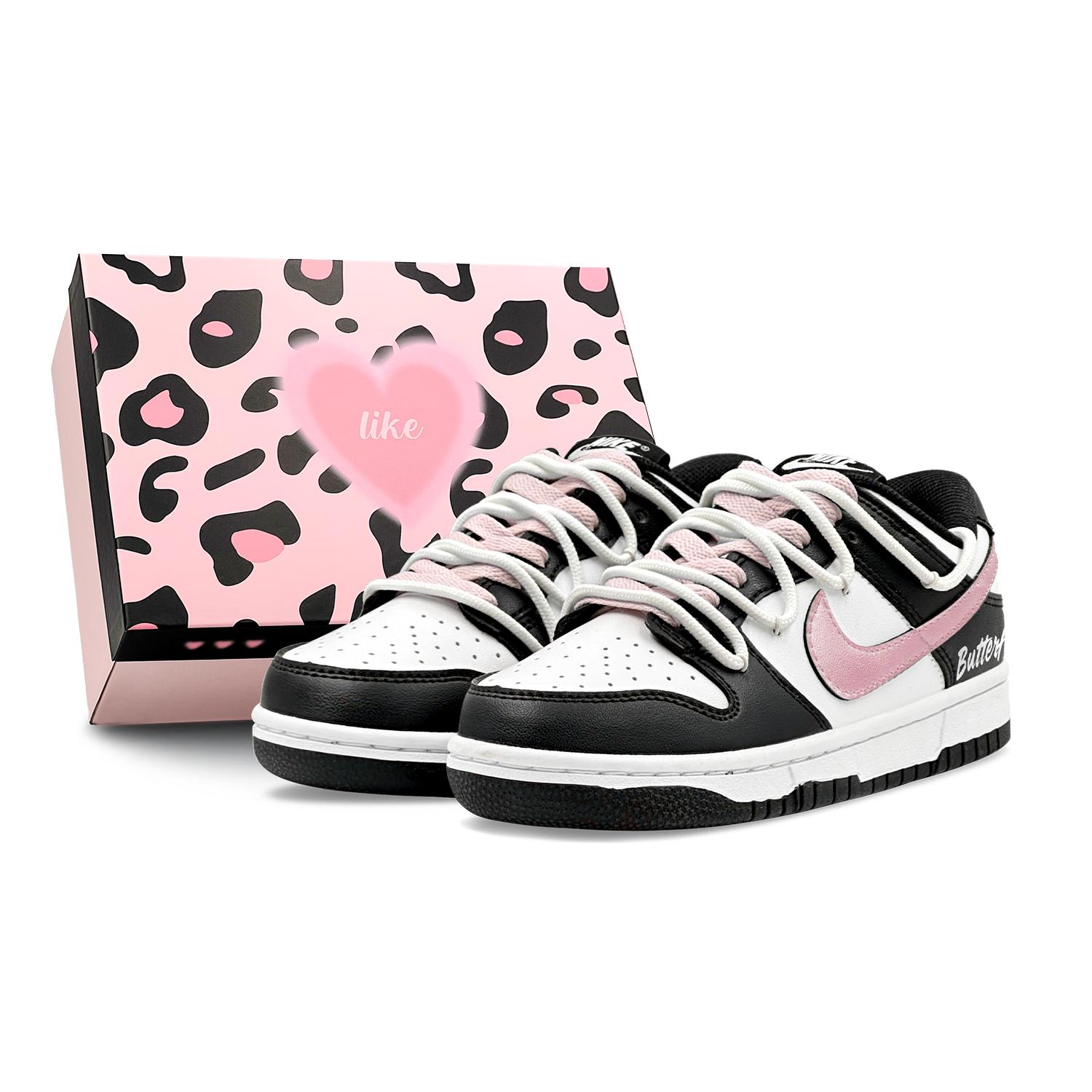 Nike Dunk GS Black Pink Butterfly Shadow, Couple s, Romantic, Deconstruction Design, Vintage Casual, Fashion Versatile CW1590-100(Team1655-S-BOX) 38.5
Nike Dunk GS Black Pink Butterfly Shadow, Couple s, Romantic, Deconstruction Design, Vintage Casual, Fashion Versatile CW1590-100(Team1655-S-BOX) 38.5
