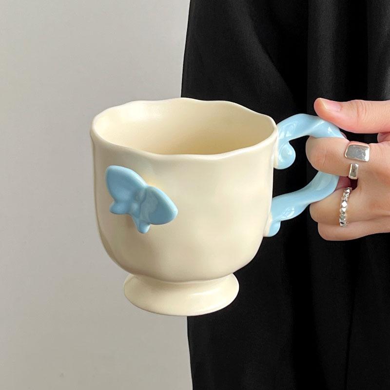 Керамическая кружка для девочек «Мечтательное сердце и бабочки» Высокая и милая чашка для кофе и воды Сувенир Нишевый подарок на день рождения 401-500ml
Керамическая кружка для девочек «Мечтательное сердце и бабочки» Высокая и милая чашка для кофе и воды Сувенир Нишевый подарок на день рождения 401-500ml