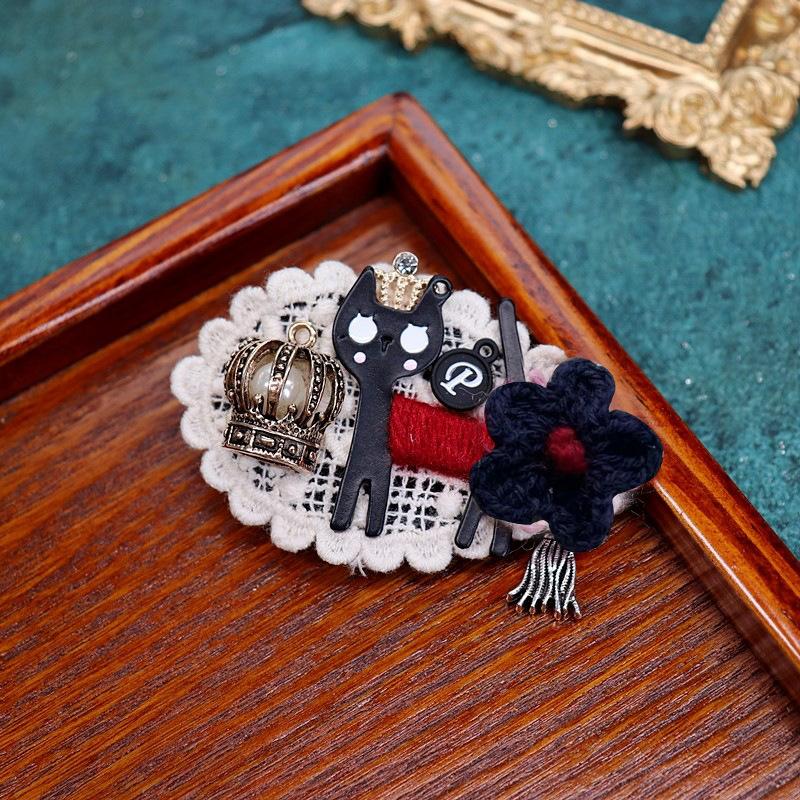 Vintage fabric badge brooch baroque court fringed corsage temperament coat accessories women
Vintage fabric badge brooch baroque court fringed corsage temperament coat accessories women
