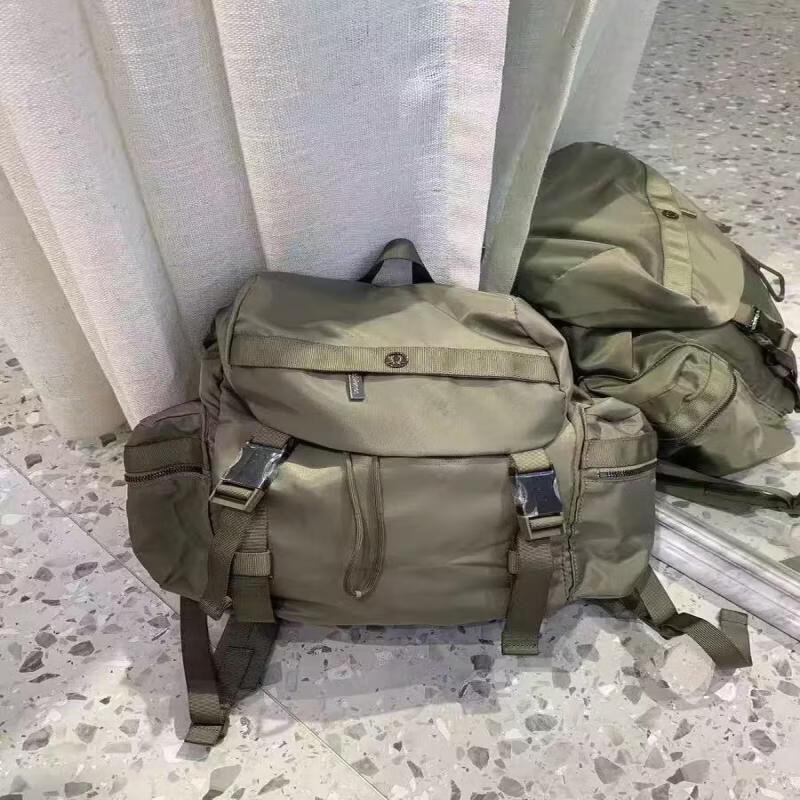 Handun 25L Nomadic Student Backpack
Handun 25L Nomadic Student Backpack