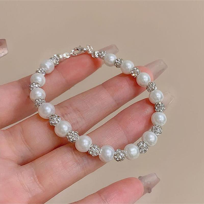 Korean Style Simple Imitation Pearl Inlaid Diamond Bracelet Light Luxury Zircon Bangle For Girls All-Match Wrist Jewelry
Korean Style Simple Imitation Pearl Inlaid Diamond Bracelet Light Luxury Zircon Bangle For Girls All-Match Wrist Jewelry