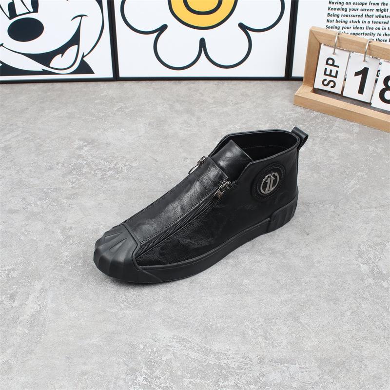 Осенне-зимние кожаные повседневные мужские ботильоны на шнуровке с высоким верхом, мужские кроссовки на массивной подошве высокого качества от дизайнера 38 чёрный
Осенне-зимние кожаные повседневные мужские ботильоны на шнуровке с высоким верхом, мужские кроссовки на массивной подошве высокого качества от дизайнера 38 чёрный