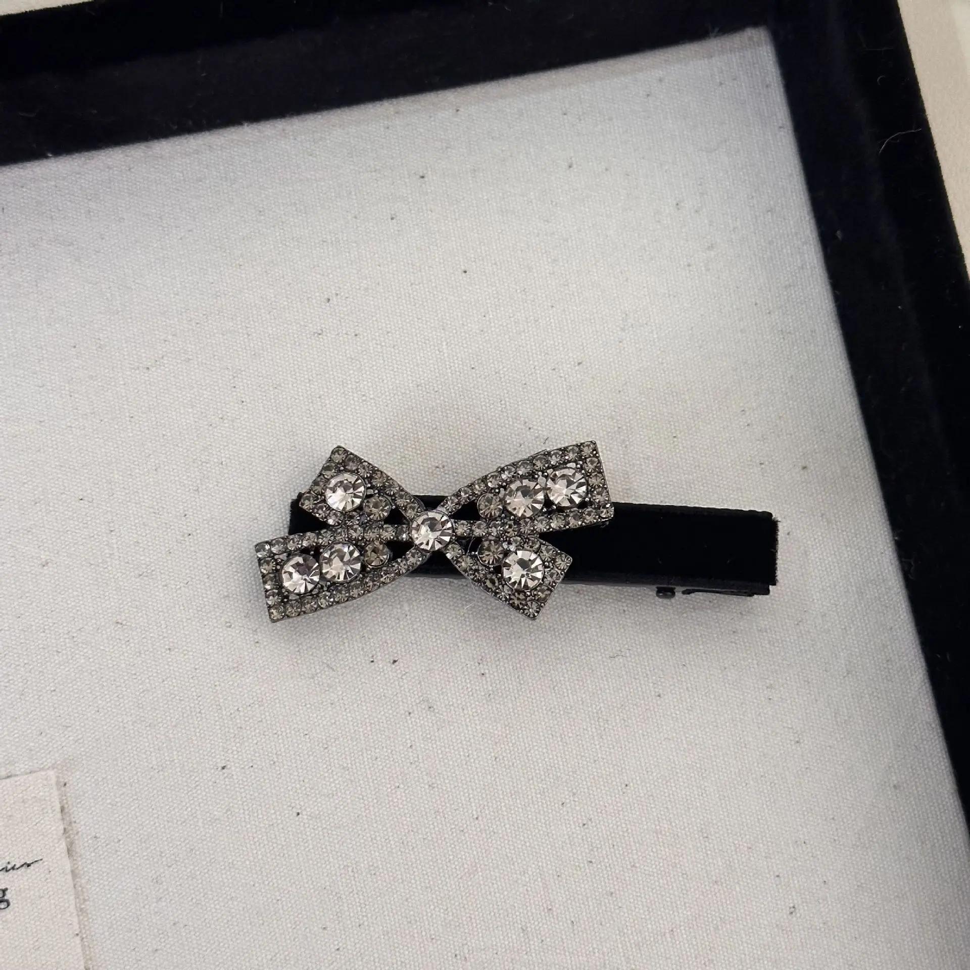 Korean hair accessories for women girl pins and clips rhinestone bow fascinators elegant Headdress barrette vintage popular Mini
Korean hair accessories for women girl pins and clips rhinestone bow fascinators elegant Headdress barrette vintage popular Mini