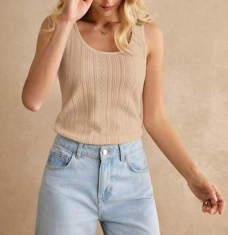 New European and American women s clothing slim-fitting sexy solid color jacquard versatile Spice Girl vest top XL хакі
New European and American women s clothing slim-fitting sexy solid color jacquard versatile Spice Girl vest top XL хакі