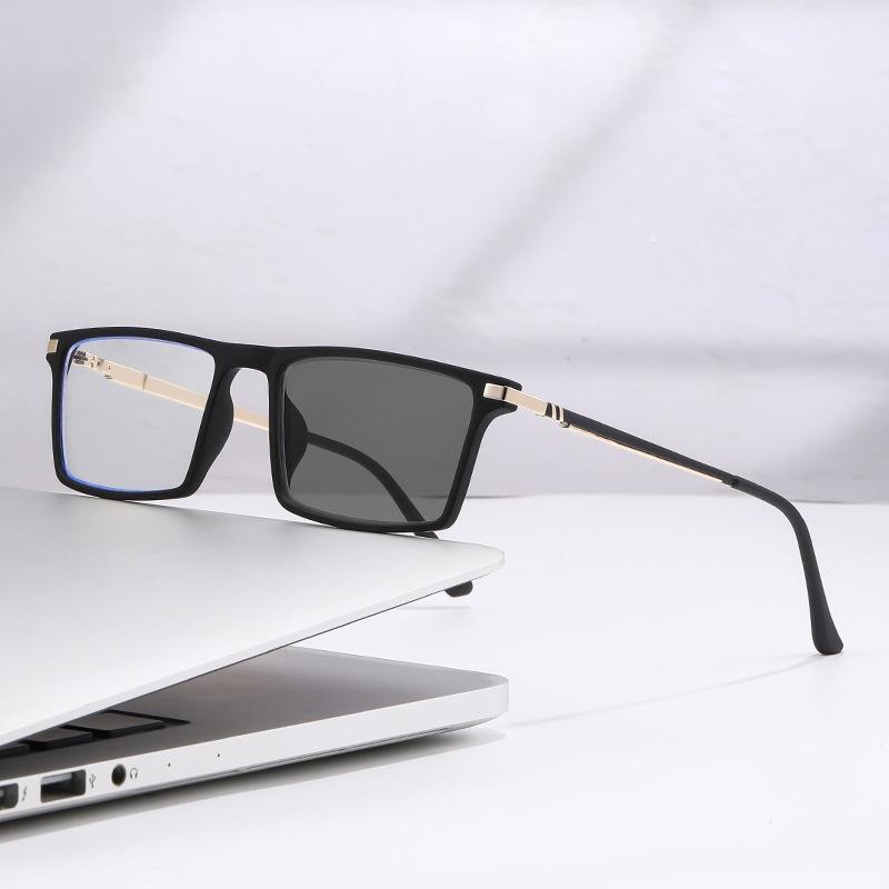 2025 NEW TR90 Man Woman Reading Eyeglasses Anti-blue Light Readers HD Photochromic Reading Glasses High Quality +100 матовый черный
2025 NEW TR90 Man Woman Reading Eyeglasses Anti-blue Light Readers HD Photochromic Reading Glasses High Quality +100 матовый черный