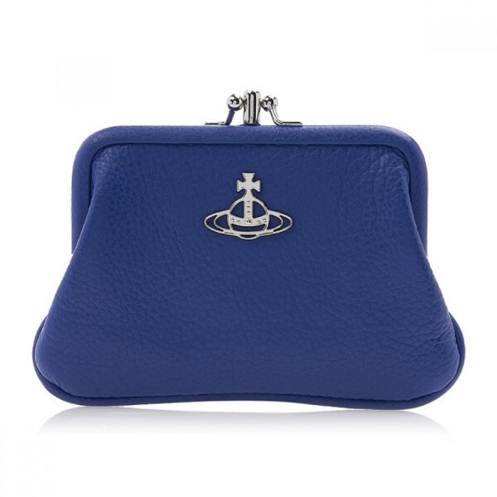 Vivienne Westwood Grain Leather Double Frame Perth Wallet 52020041 L001j K401 ONE SIZE
Vivienne Westwood Grain Leather Double Frame Perth Wallet 52020041 L001j K401 ONE SIZE
