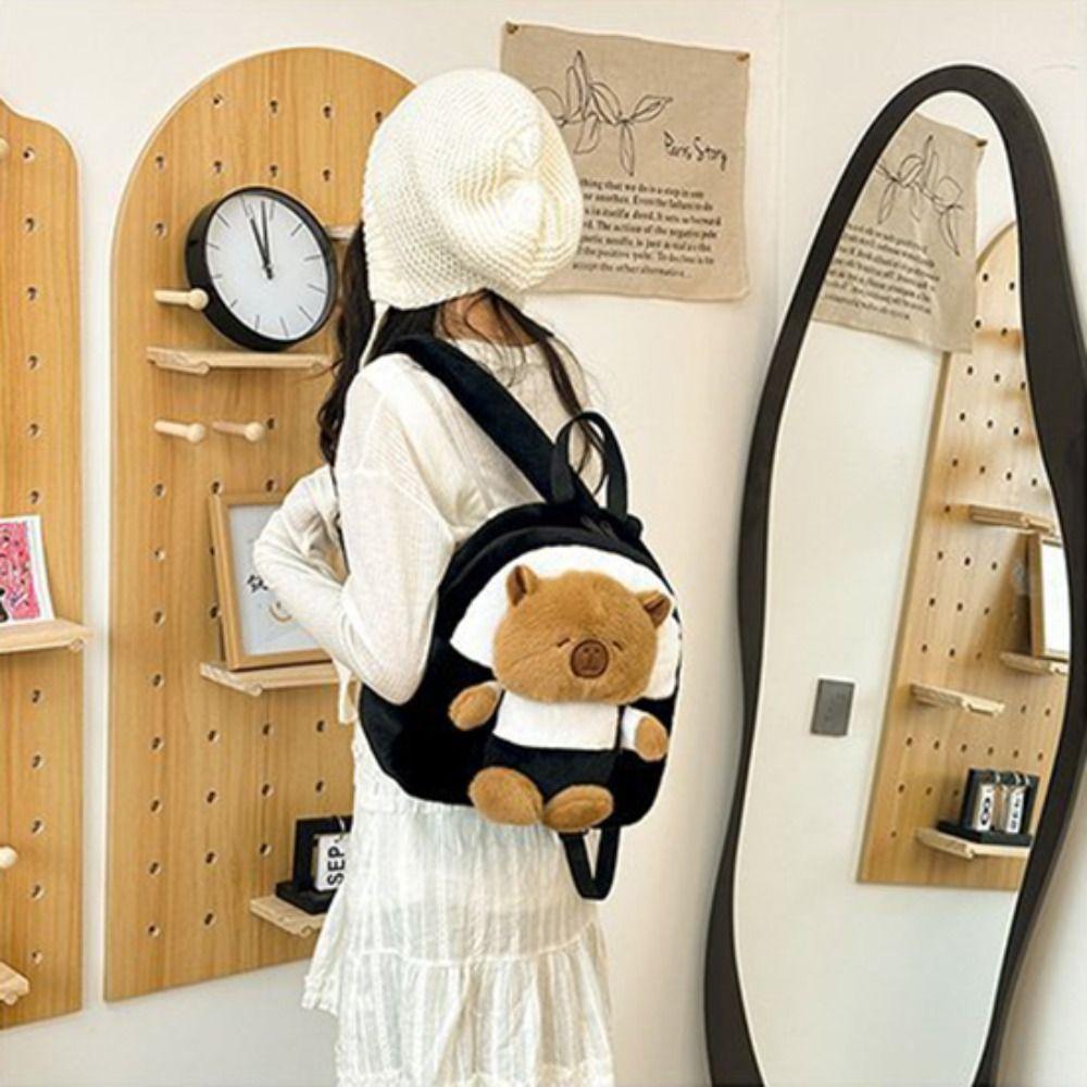 Large Capacity Capybara Crossbody Bag Big Capacity Capybara Plush Bag Unisex Style 4
Large Capacity Capybara Crossbody Bag Big Capacity Capybara Plush Bag Unisex Style 4