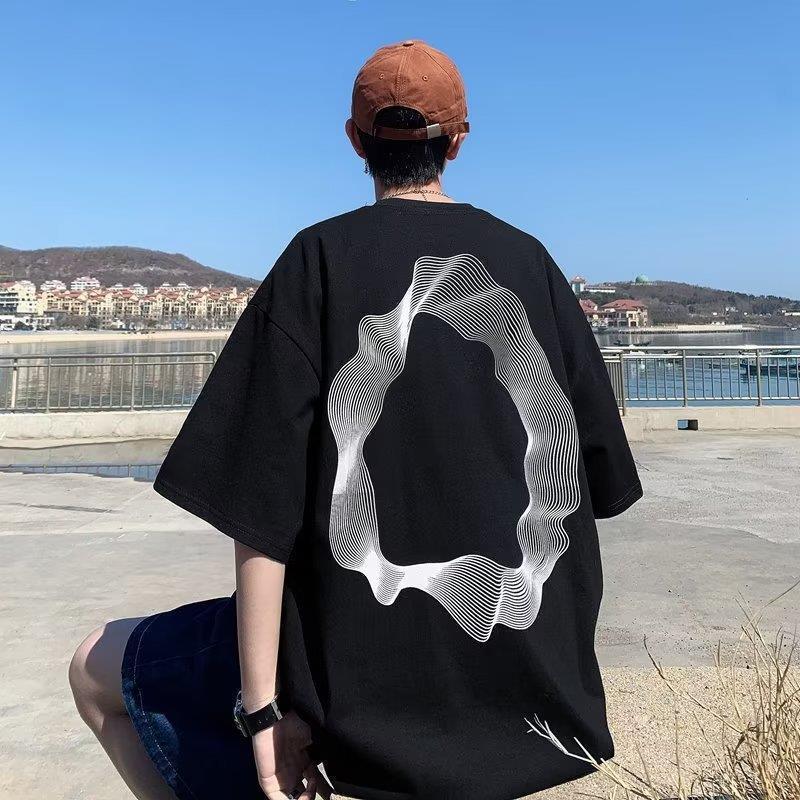 Хлопковая футболка с граффити в стиле хип-хоп: Трендовый свободный крой, унисекс, рукав до локтя в гонконгском стиле XL чёрный
Хлопковая футболка с граффити в стиле хип-хоп: Трендовый свободный крой, унисекс, рукав до локтя в гонконгском стиле XL чёрный