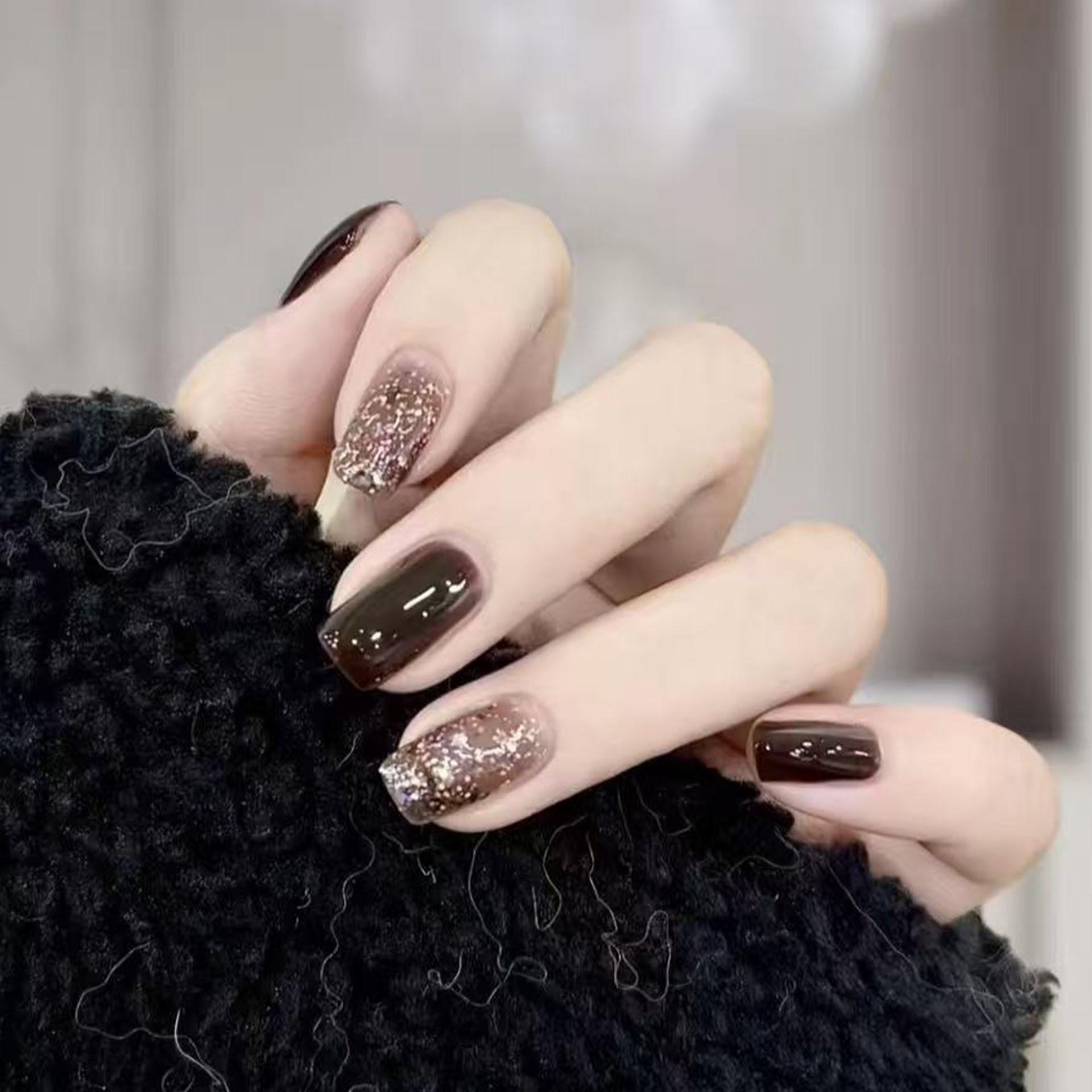 10-Piece Dark Brown Coffee Press-On Nails with Glitter Art, High-End Feel, Medium Length Model XS
10-Piece Dark Brown Coffee Press-On Nails with Glitter Art, High-End Feel, Medium Length Model XS