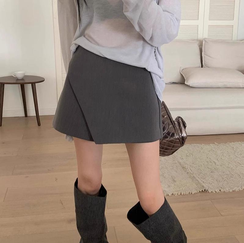 Korean Style Women s Slimming A-Line Skirt Shorts - Solid Color, Versatile, Trendy M (for 90-104 jin)
Korean Style Women s Slimming A-Line Skirt Shorts - Solid Color, Versatile, Trendy M (for 90-104 jin)