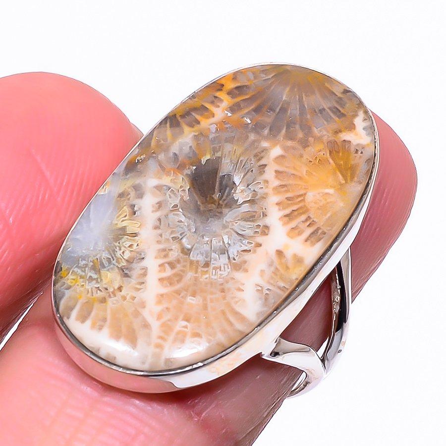 Natural Foseel Coral Gemstone Handmade 925 Solid Sterling Silver Ring S.6.5 a7o42
Natural Foseel Coral Gemstone Handmade 925 Solid Sterling Silver Ring S.6.5 a7o42