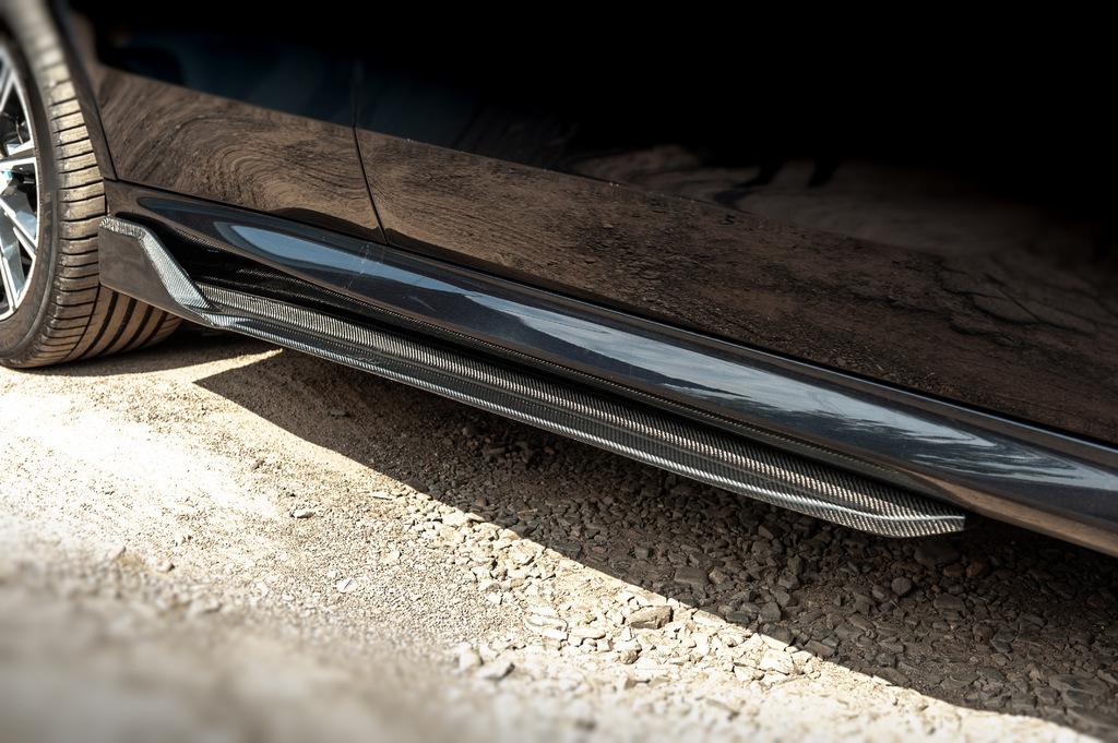 Door sills Carbon V3 (Natural carbon) for BMW X5 G05 2019-
Door sills Carbon V3 (Natural carbon) for BMW X5 G05 2019-