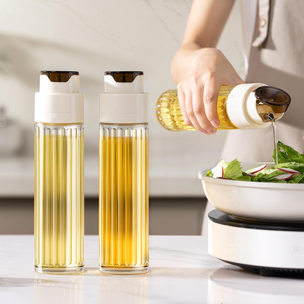 1/2/3/4PCS automatic opening and closing gravity oil pot, leak proof, non hanging oil glass oil pot, household soy sauce bottle
1/2/3/4PCS automatic opening and closing gravity oil pot, leak proof, non hanging oil glass oil pot, household soy sauce bottle
