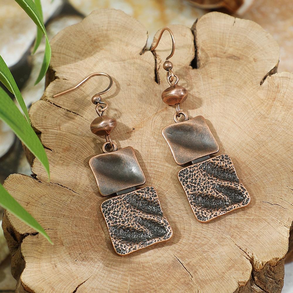 Vintage Ethnic Geometric Brown Drop Earrings for Women Elegant Personality Vacation Casual Daily Earrings Boho Jewelry
Vintage Ethnic Geometric Brown Drop Earrings for Women Elegant Personality Vacation Casual Daily Earrings Boho Jewelry
