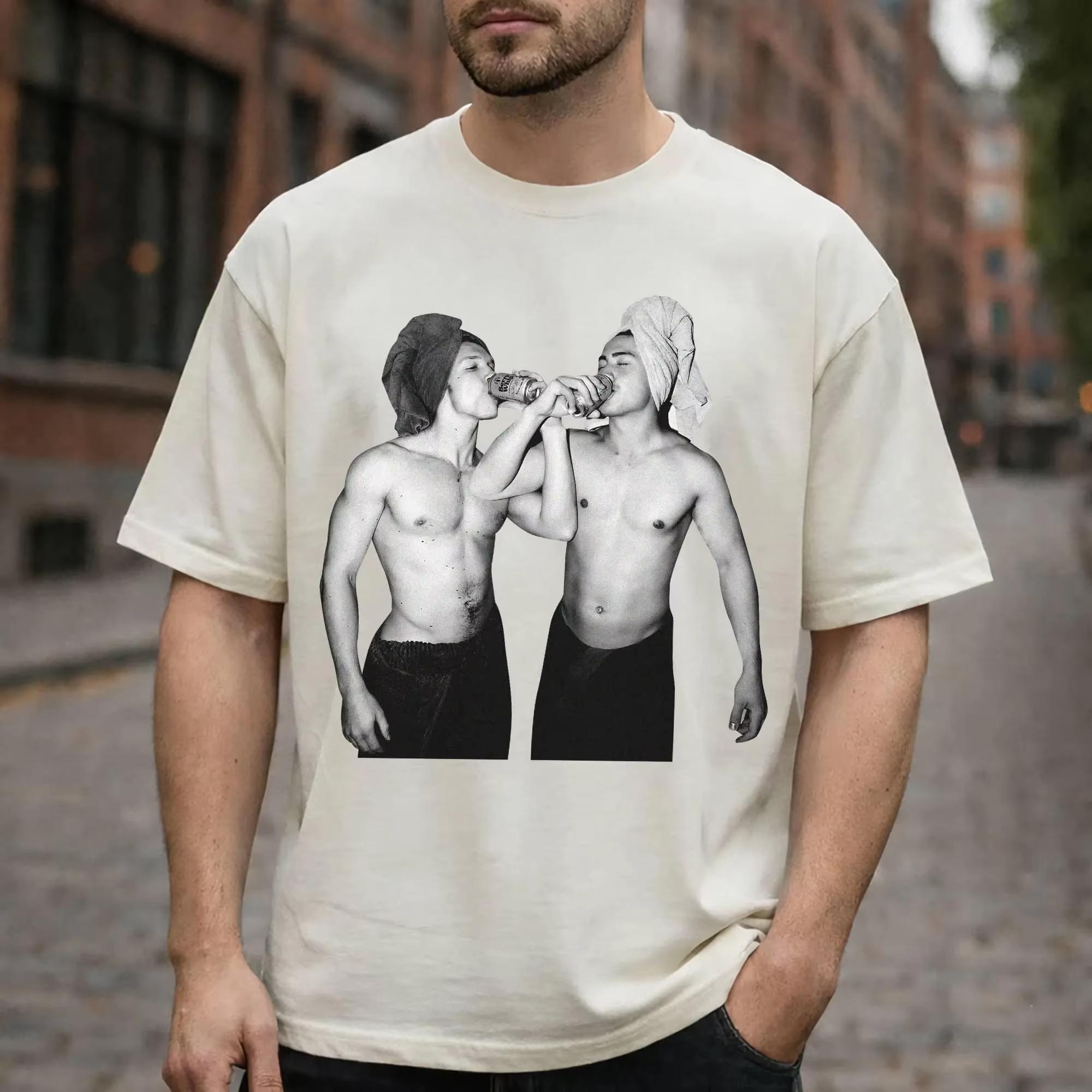 Vintage Hollander Rozanov Hockey Magazine TShirt New Arrival Mens Clothes Tee Homme Graphic TShirts Men Tshirt for Men Women 4XL
Vintage Hollander Rozanov Hockey Magazine TShirt New Arrival Mens Clothes Tee Homme Graphic TShirts Men Tshirt for Men Women 4XL