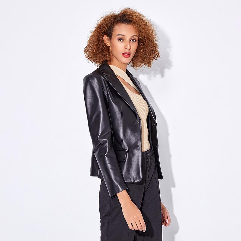 Women s Slim-Fit Sheepskin Leather Motorcycle Jacket, Spring 2025 L (103-115 jin) чорний
Women s Slim-Fit Sheepskin Leather Motorcycle Jacket, Spring 2025 L (103-115 jin) чорний