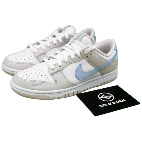 Nike Wmns Dunk Low Light Bone Armory Blue HF0023-100 EU 37.5 синій/білий
Nike Wmns Dunk Low Light Bone Armory Blue HF0023-100 EU 37.5 синій/білий